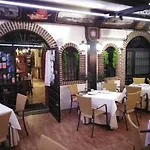 Ava-1 Apartman *