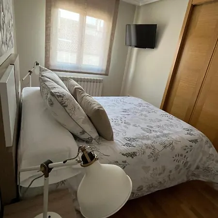 Ava-1 *